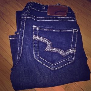 Buckle jeans
